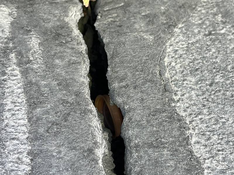 Asphalt crack before hot-pour crack sealing